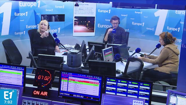 Bloqués sur la route, ces automobilistes veulent sortir de cet enfer