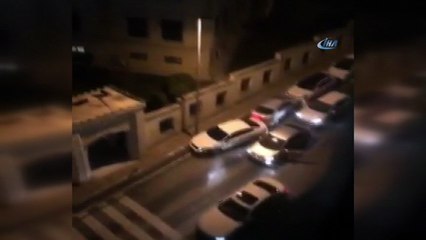 Başakşehir'de polis hırsızları yakalamak için havaya ateş açtı, o anlar kamerada