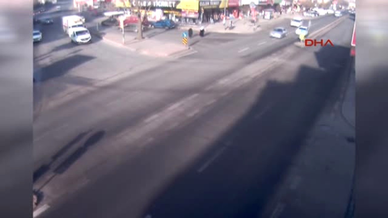 Kayseri-Trafik Kazaları Mobese Kameralarında