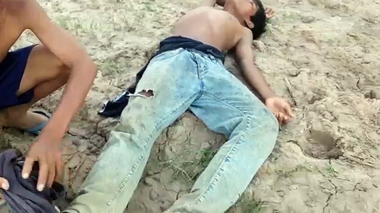 Wow! Anaconda Snake attack Two Boys on The Road - Two Boys Catch Anaconda Snake by Hand