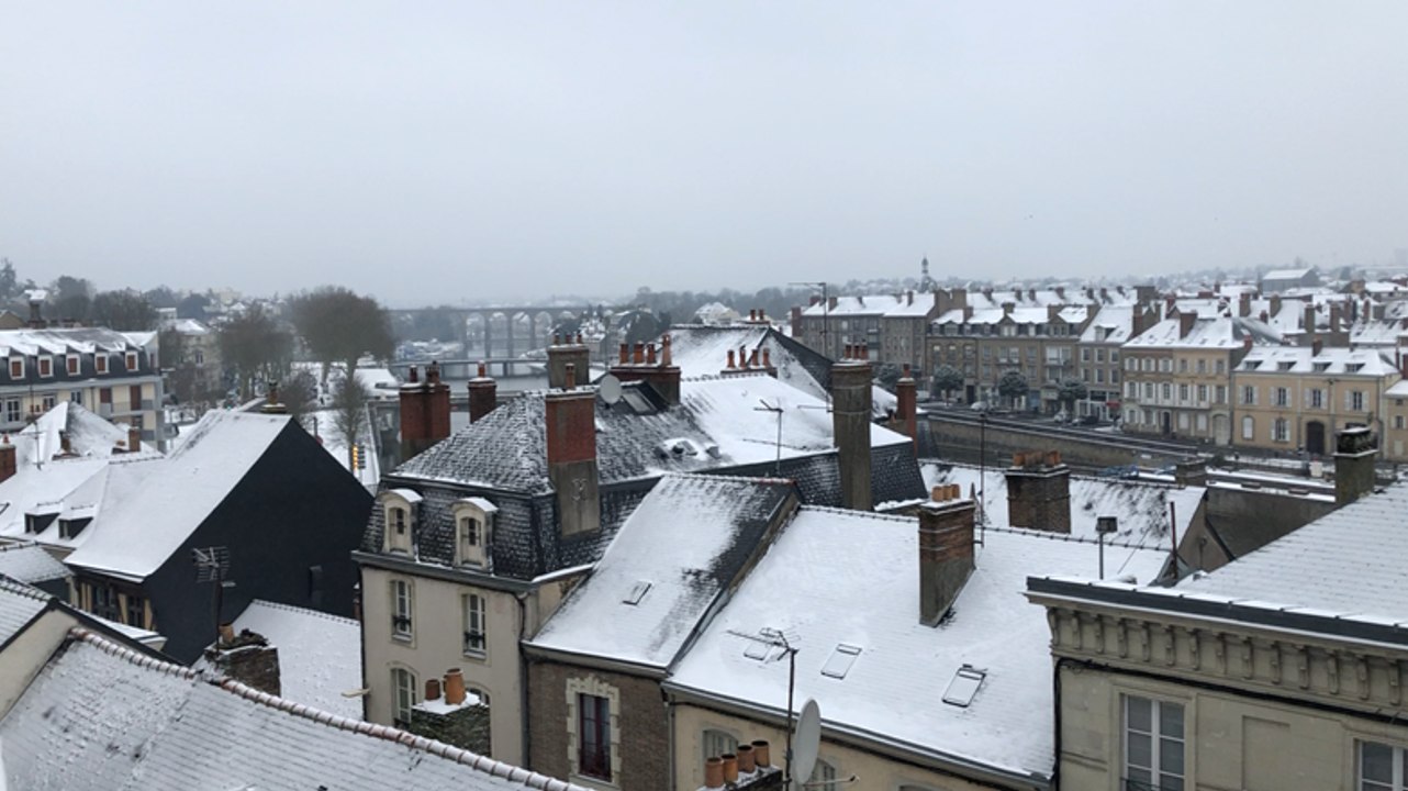 Laval sous son manteau de neige