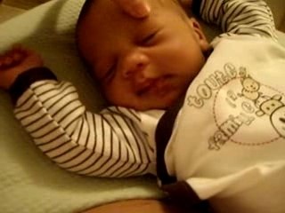 Ebby après la tétée.