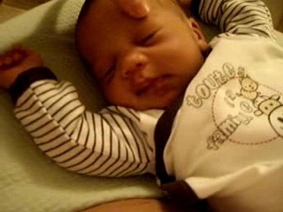 Ebby après la tétée.