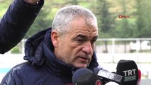 Trabzonspor Teknik Direktörü Çalımbay Yukarıdan Kopmamamız İçin Beşiktaş Maçını İyi Bitirmeliyiz -...