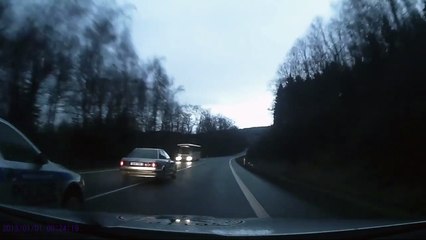 Course poursuite avec la Police Tchèque... pas le temps