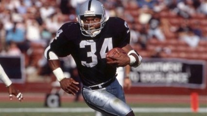 Who's the better athlete: Bo Jackson or Deion Sanders?