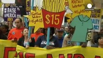 Workers across the US hold rallies to call for a minimum wage of 15 dollars an hour