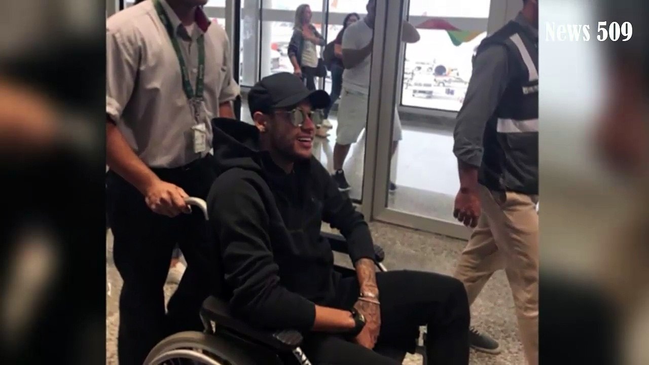 Neymar llegó a Brasil para operación el sábado