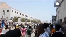 Yemen: Suspected al-Qaeda militants liberate inmates of Mukalla prison