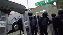 Mexico: Guerrero students in 'hijacked bus' clash with police