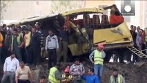 Egypt: 15 people killed in deadly bus crash
