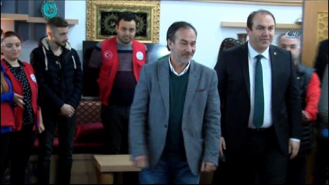 Sultanbekov, Türkiye için yazdığı şarkıyı ilk kez okudu