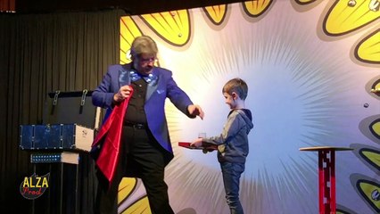 Spectacle de ventriloque : La Malle magique