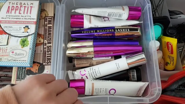 ЧТО В МОЁМ ТУАЛЕТНОМ СТОЛИКЕ ЛЮБИМЫЕ АРОМАТЫ. ХРАНЕНИЕ И ОРГАНИЗАЦИЯ КОСМЕТИКИ