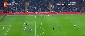 Beşiktaş: 1-1: Fenerbahçe (Gol: Roberto Soldado)