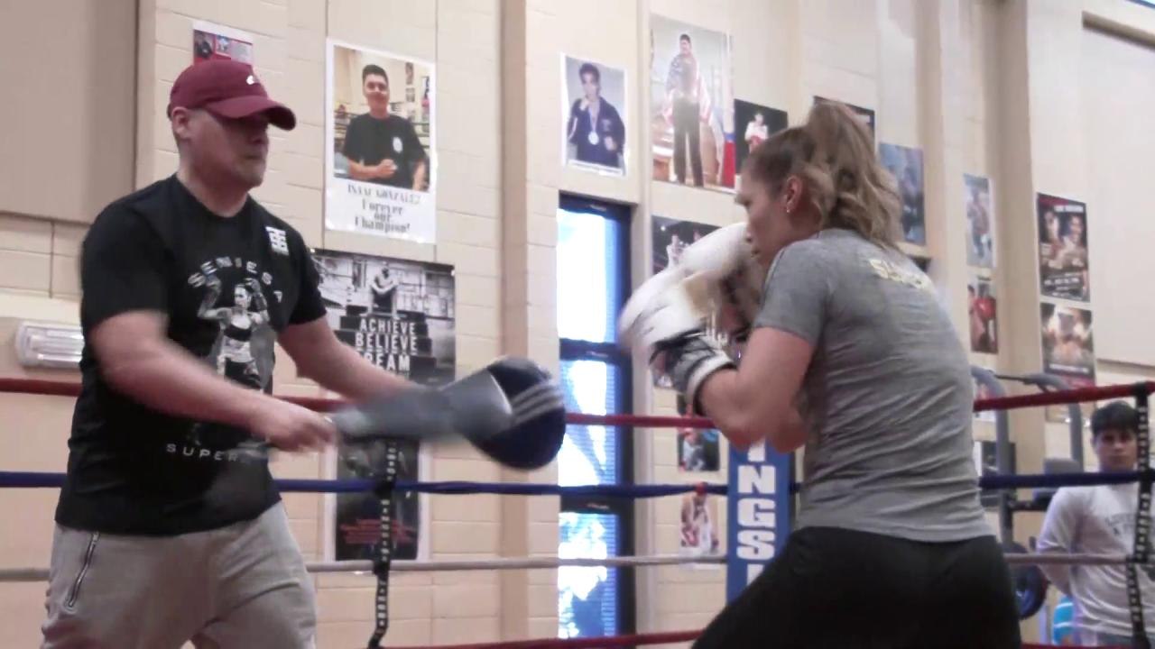 Seniesa Estrada - Hitting the Mitts