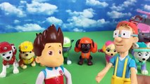 Patrulla canina español FIESTA PAW PATROL WEEBLES EN LA ISLA FOCA CON BARCA,TOBOGAN Y COLUMPIO