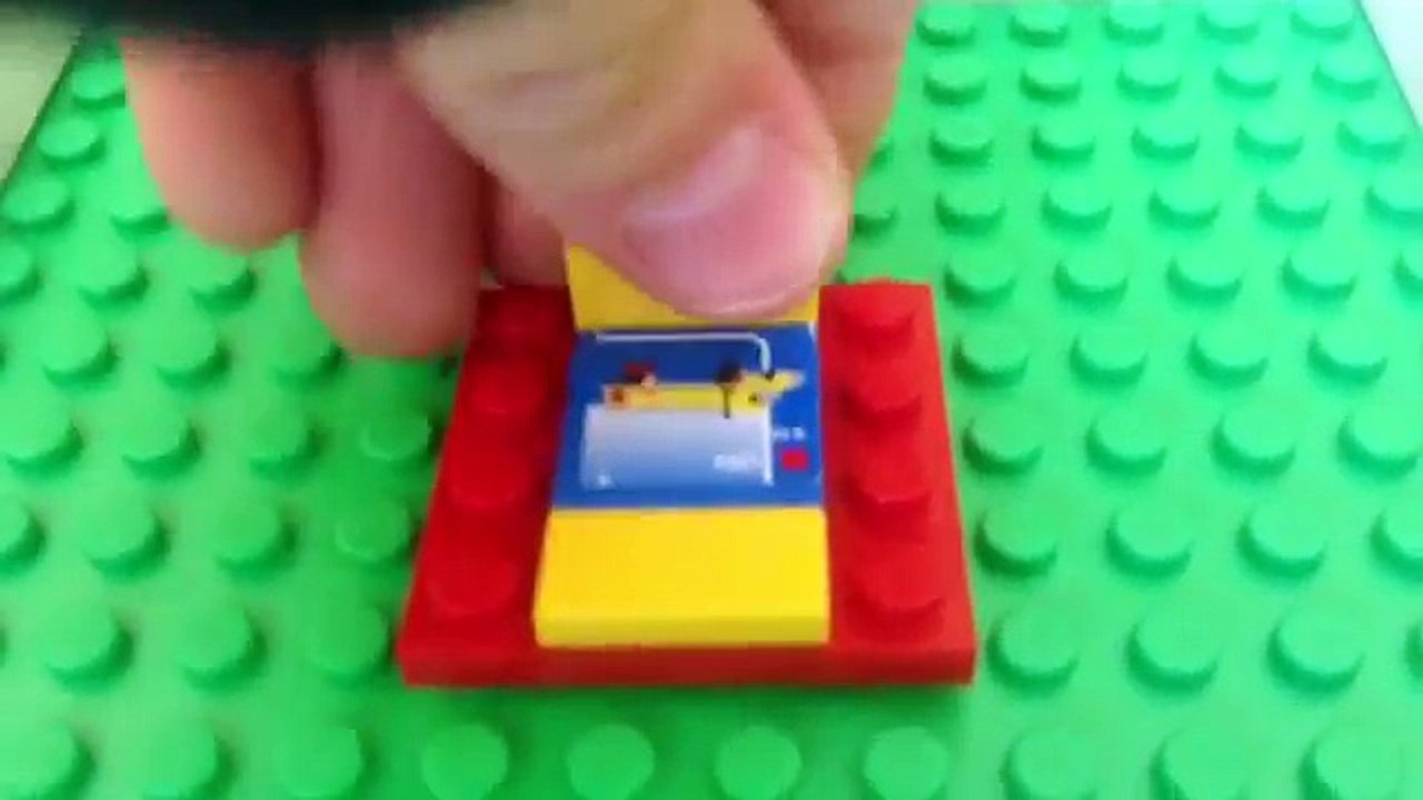 Mini Lego candy machine tutorial