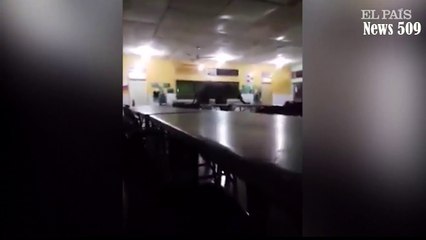 Un elefante se metió en una escuela en día de clase