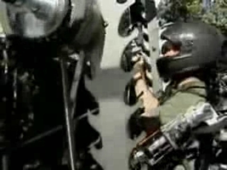 exosquelettes robots Robotic exoskeletons