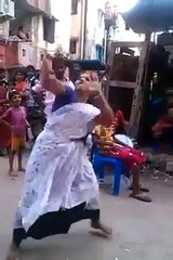 What a aunty dance no one defeat it
