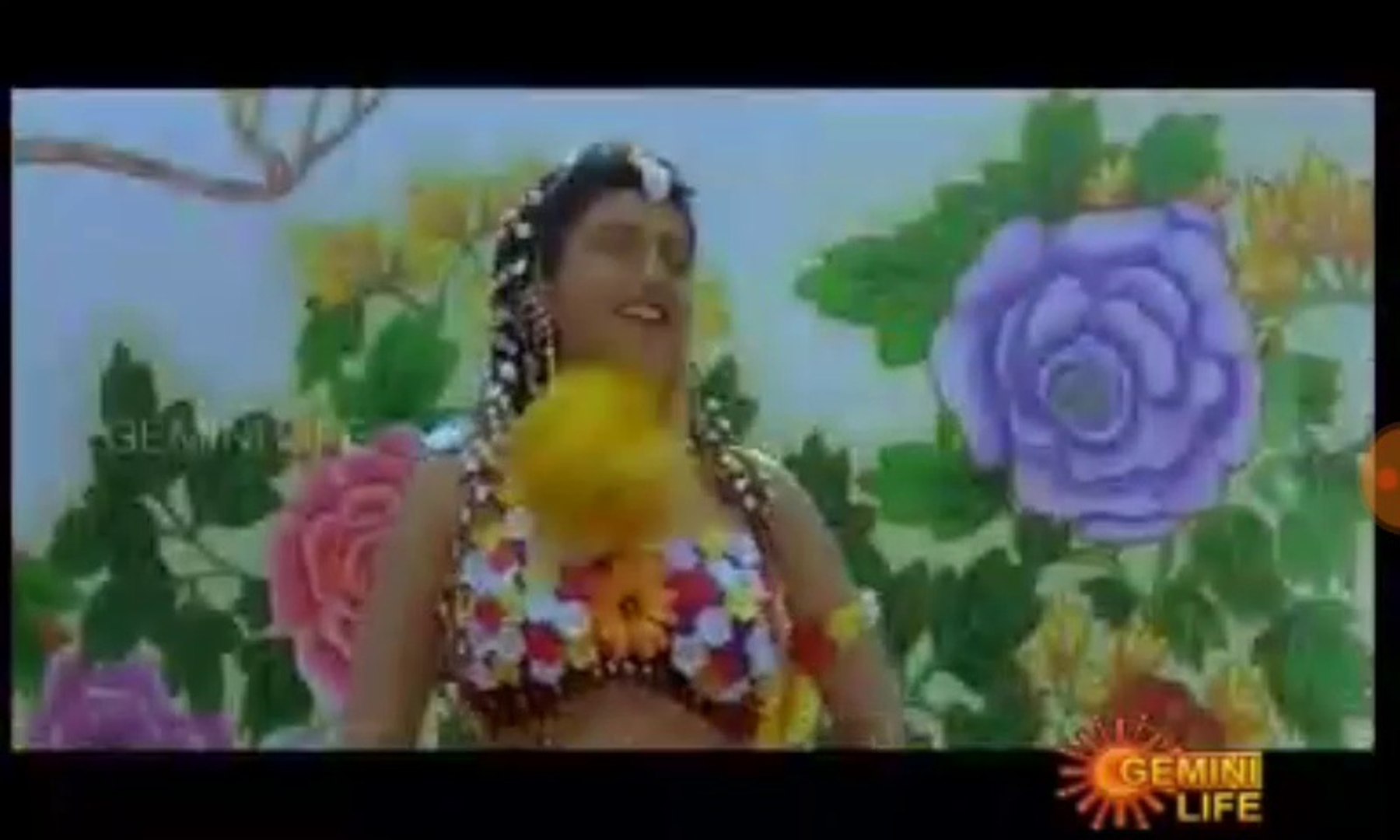 CHAAMANTI PUVVA CHIRANJEEVI ROJA TELUGU HOT RETRO HIT SEXY VIDEO SONG HIGH  QUALITY