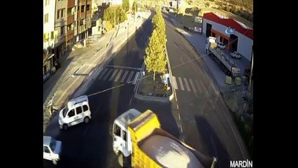 Mardin'de kuralsız sürücüler mobeseler tarafından böyle görüntülendi