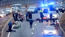 La police tend un énorme piège pendant un rassemblement illégal de motards