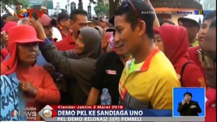 Bersepeda Pagi, Sandiaga Uno Disambut Dengan Demo