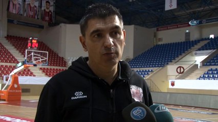 İspanyol Koç'tan taraftara çağrı