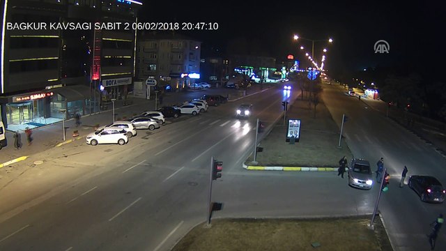 Trafik kazaları MOBESE kameralarınca görüntülendi - ERZİNCAN