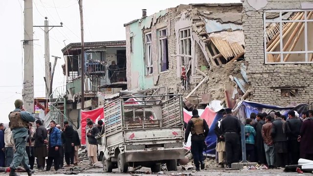 Afganistan'da NATO konvoyuna saldırı düzenlendi - KABİL