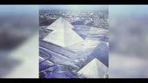 Photo des pyramides enneigées : vous y avez cru ?