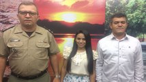 Em continência ao Senhor Jesus com o pastor Lindomar e a cantora Solange Freitas