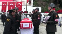 Şehitlerimizi uğurluyoruz - Şehit Jandarma Uzman Çavuş Demirel son yolculuğuna uğurlandı (2) - KASTAMONU