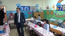 Öğrencilerden Afrin kahramanlarına şiir