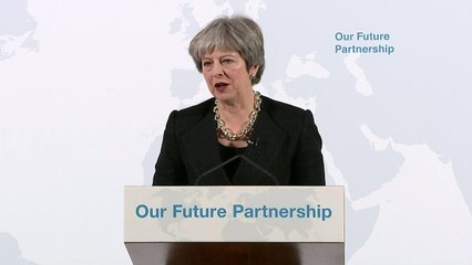May sets out her vision for Brexit deal