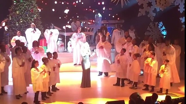 Mariah Carey - Silent Night - Live 2015 Beacon Theatre HD