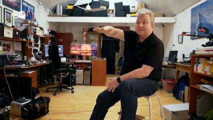 Fiery images - the volcano photographer in Iceland | DW English