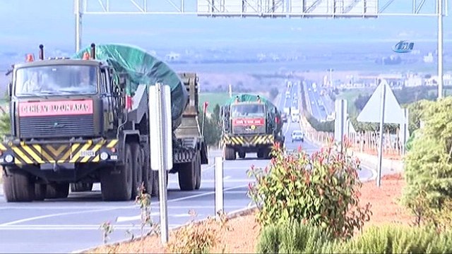 Sınıra askeri zırhlı araç sevkıyatı