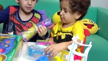 Paulinho Fazendo Cupcakes de Massinha de Modelar Play-Doh - Infantil Em Português