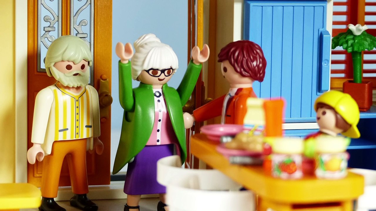 Papas Unfall Playmobil Film deutsch / Kinderfilm / Kinderserie Kinderklinik