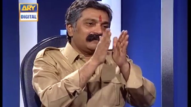 Shama Chahta Hoon Ap Mjhe Bolnay Nahi Derhe Hain - Loose Talk