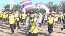 Singer initiates another charity run for medical equipment in Thailand