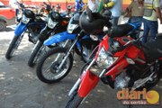 Mototaxistas de Cajazeiras adquirem novas motos através do Programa Empreender, do Governo do Estado