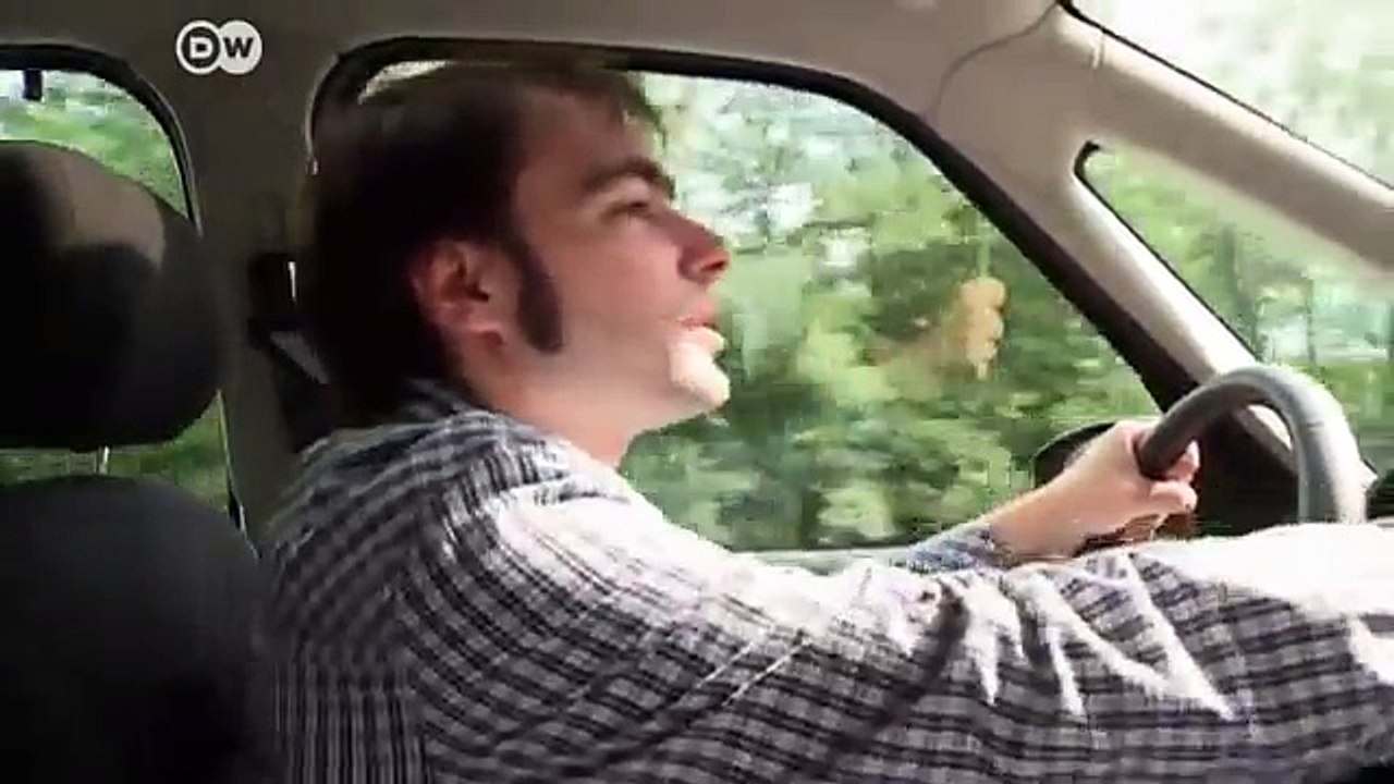 The Seat Alhambra vs Ford Galaxy | drive it!