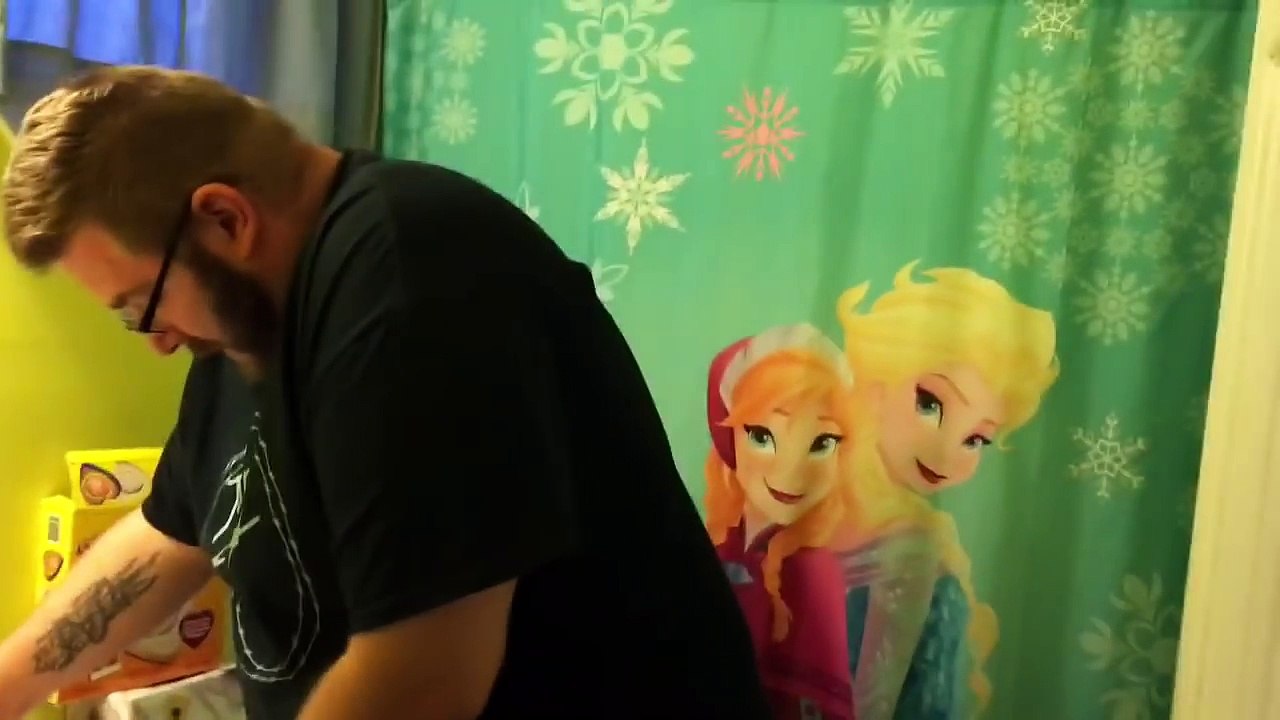 THAT AWKWARD MOMENT WHEN SHE SEES THE PLASTER WIENER MOLD PRANK!!