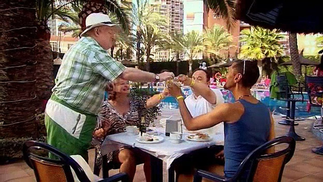Benidorm S03E06