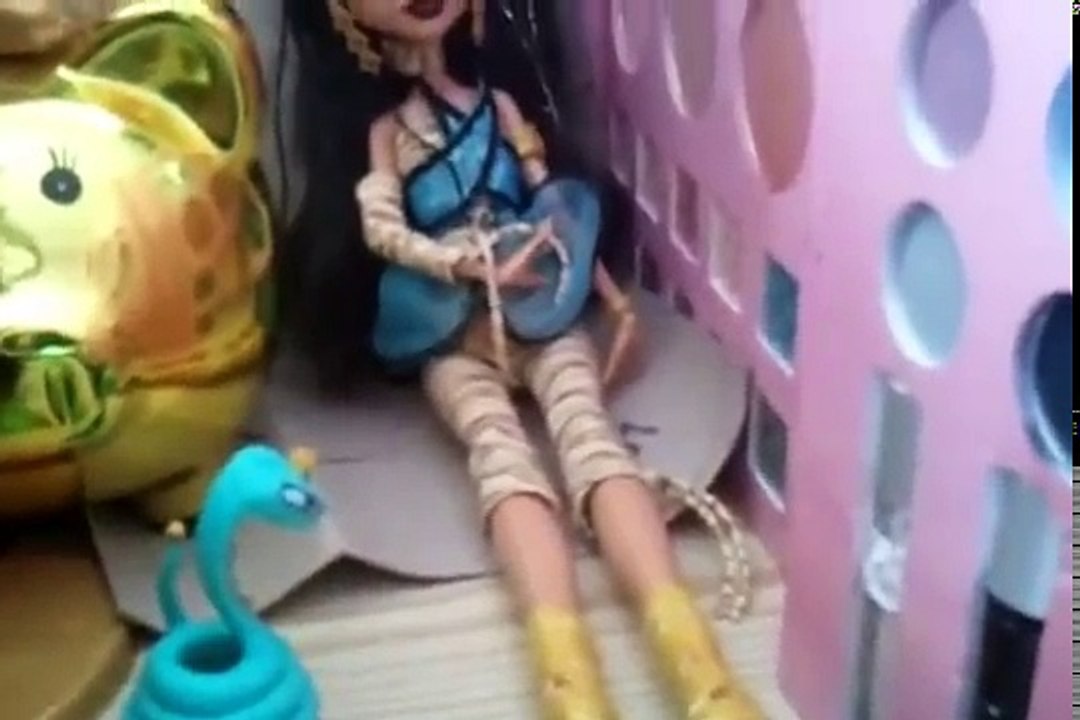monster high house tour