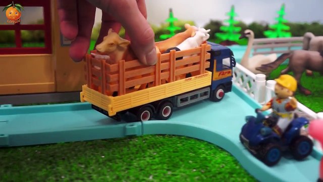 Peppa aprende los nombres de los animales de granja y sus sonidos - Trores de granja para niños